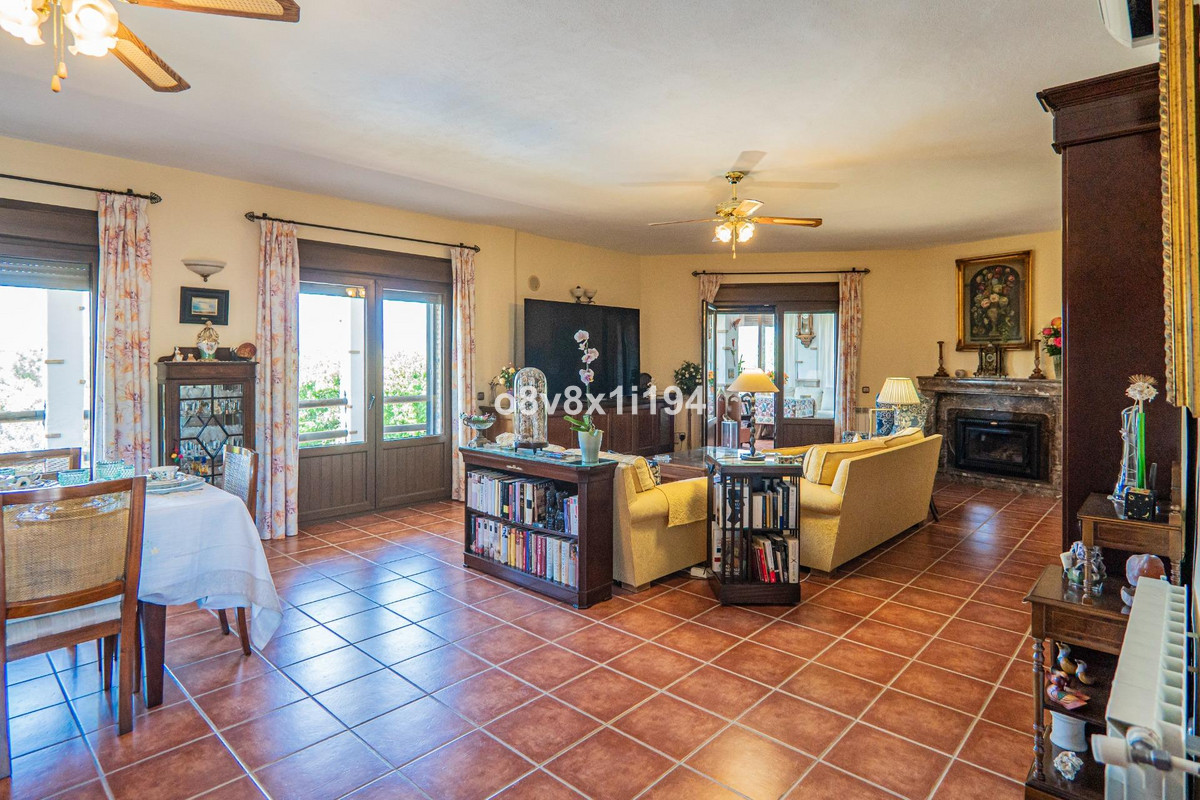 4 Bed Townhouse for sale in Cártama Costa Del Sol, Málaga, Spain