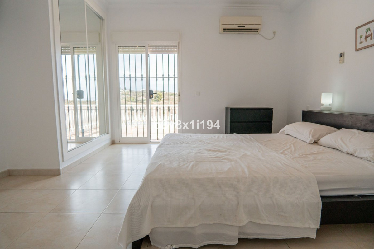 5 Bed Townhouse for sale in Benajarafe Costa Del Sol East, Málaga, Spain