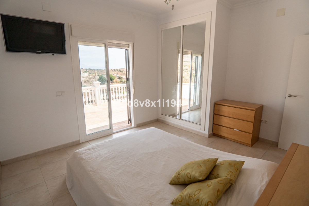 5 Bed Townhouse for sale in Benajarafe Costa Del Sol East, Málaga, Spain