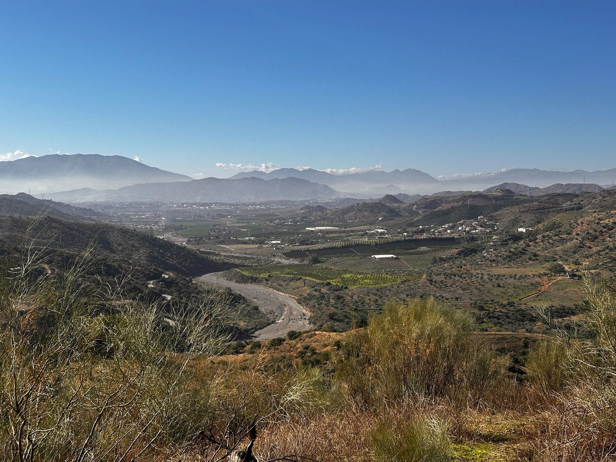 Se vende Terreno Rustico  en Costa Del Sol, Málaga, España