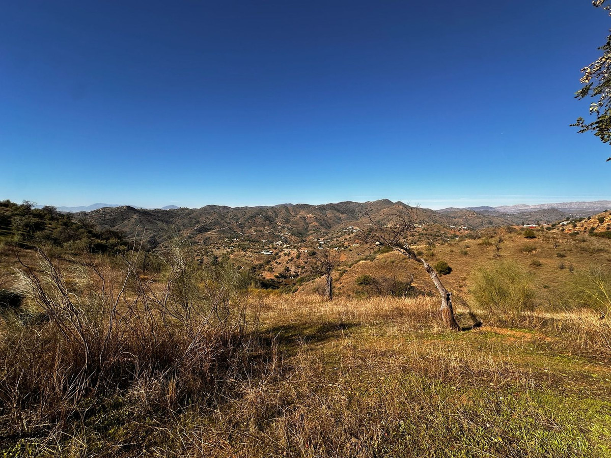 Se vende Terreno Rustico  en Costa Del Sol, Málaga, España