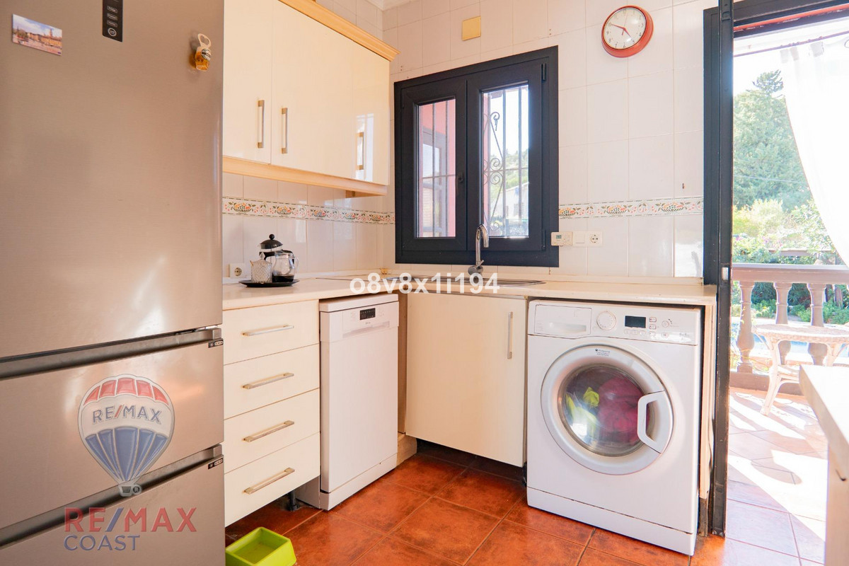 3 Bed Townhouse for sale in Coín Costa Del Sol, Málaga, Spain