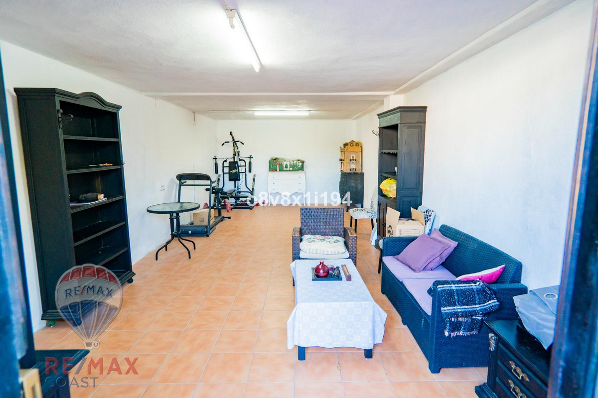 3 Bed Townhouse for sale in Coín Costa Del Sol, Málaga, Spain