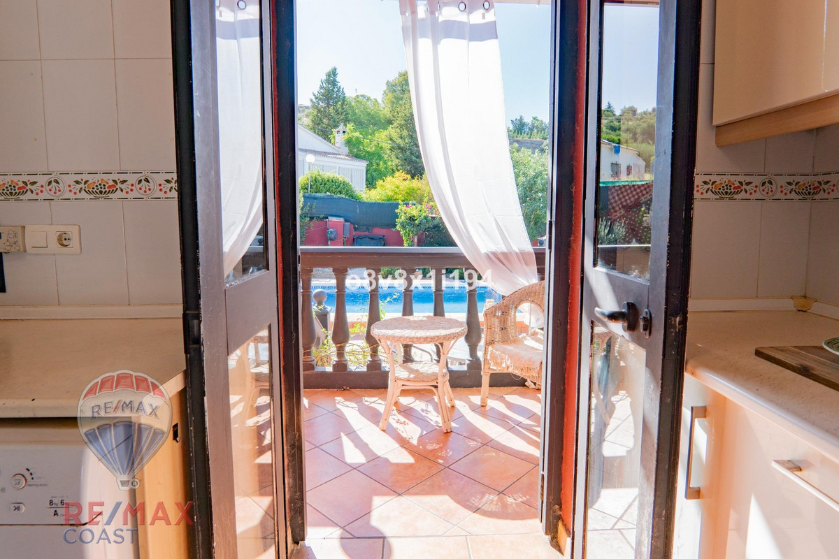 3 Bed Townhouse for sale in Coín Costa Del Sol, Málaga, Spain