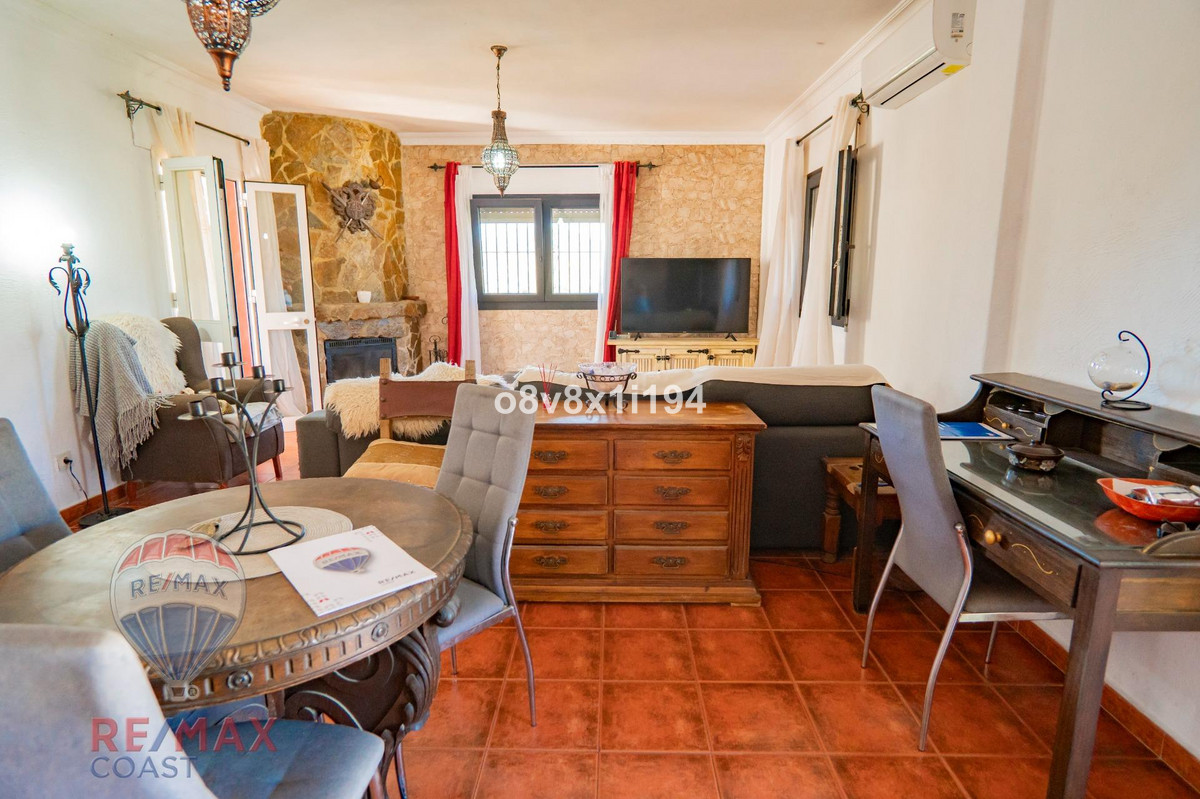 3 Bed Townhouse for sale in Coín Costa Del Sol, Málaga, Spain