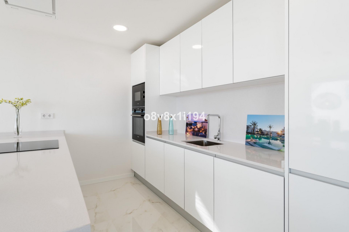 2 Bed Apartment for sale in Estepona Costa Del Sol, Málaga, Spain