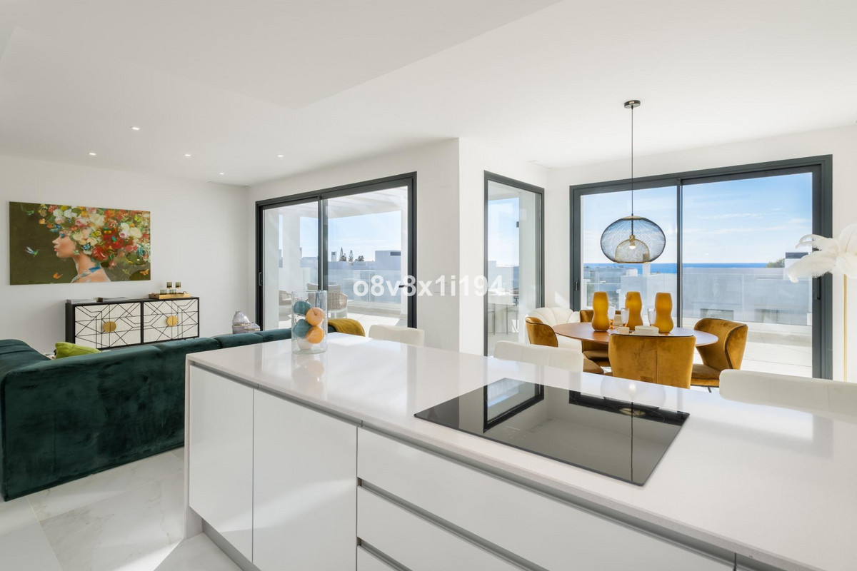 2 Bed Apartment for sale in Estepona Costa Del Sol, Málaga, Spain