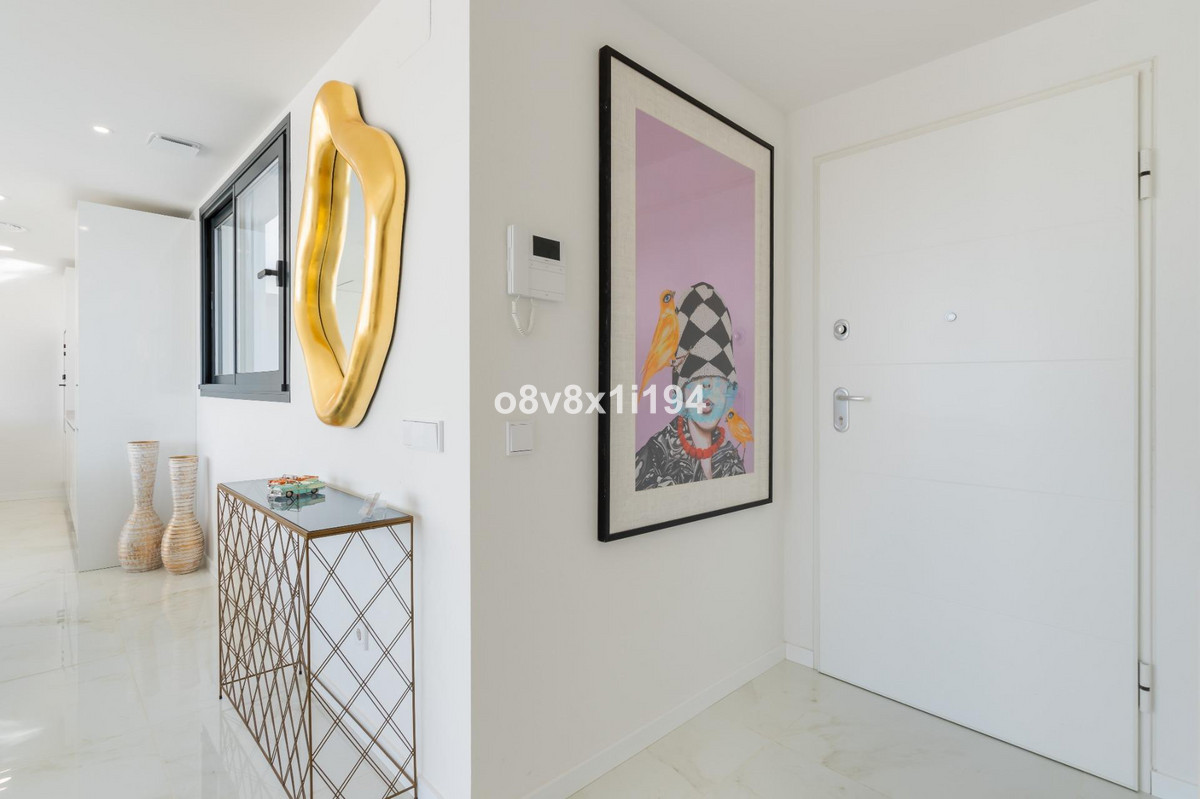 2 Bed Apartment for sale in Estepona Costa Del Sol, Málaga, Spain