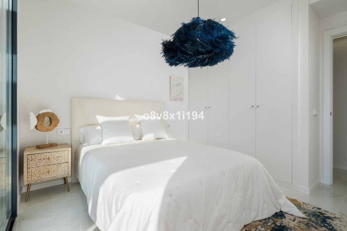 2 Bed Apartment for sale in Estepona Costa Del Sol, Málaga, Spain