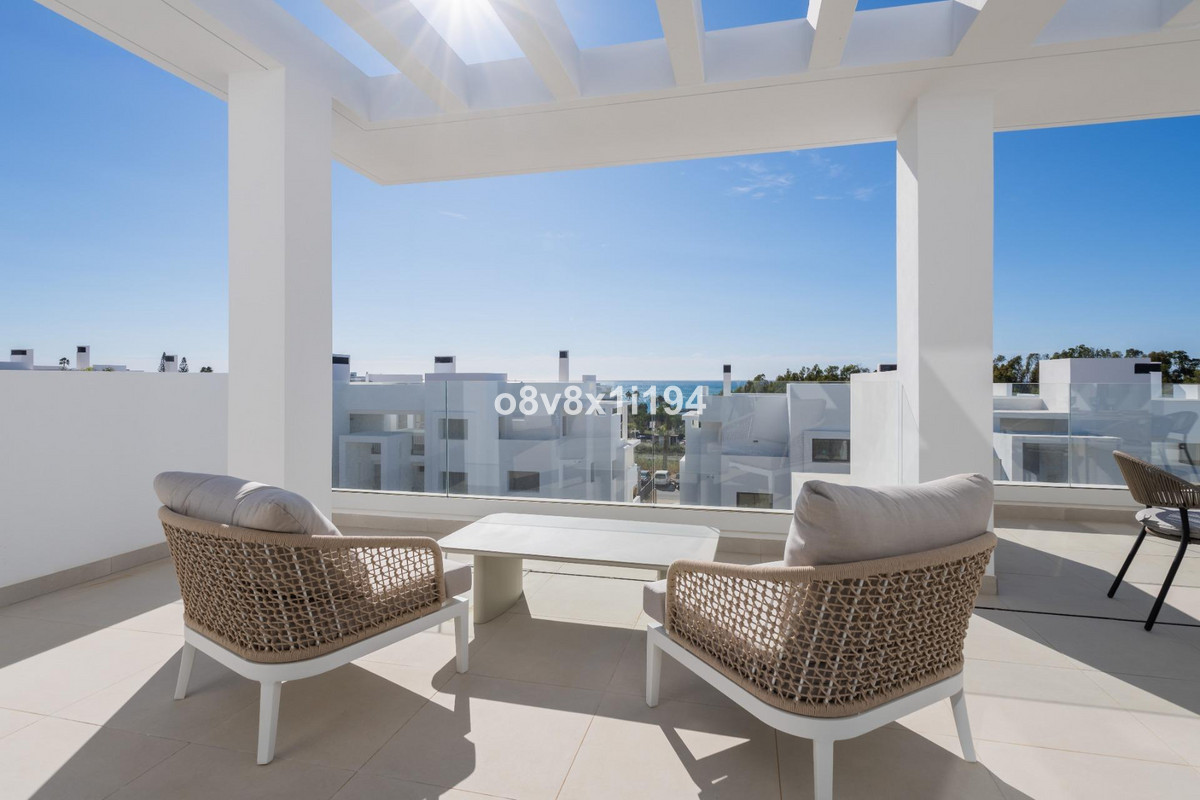 2 Bed Apartment for sale in Estepona Costa Del Sol, Málaga, Spain