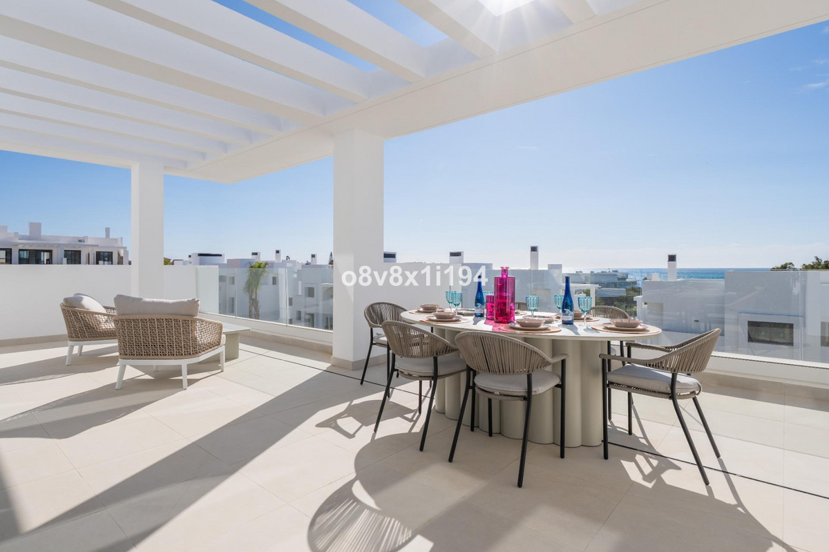 2 Bed Apartment for sale in Estepona Costa Del Sol, Málaga, Spain