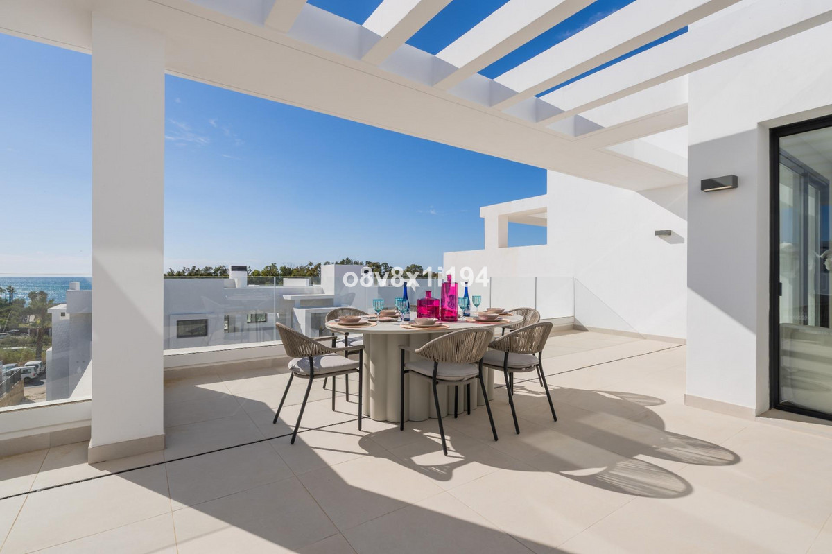 2 Bed Apartment for sale in Estepona Costa Del Sol, Málaga, Spain