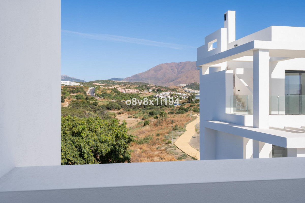 2 Bed Apartment for sale in Estepona Costa Del Sol, Málaga, Spain
