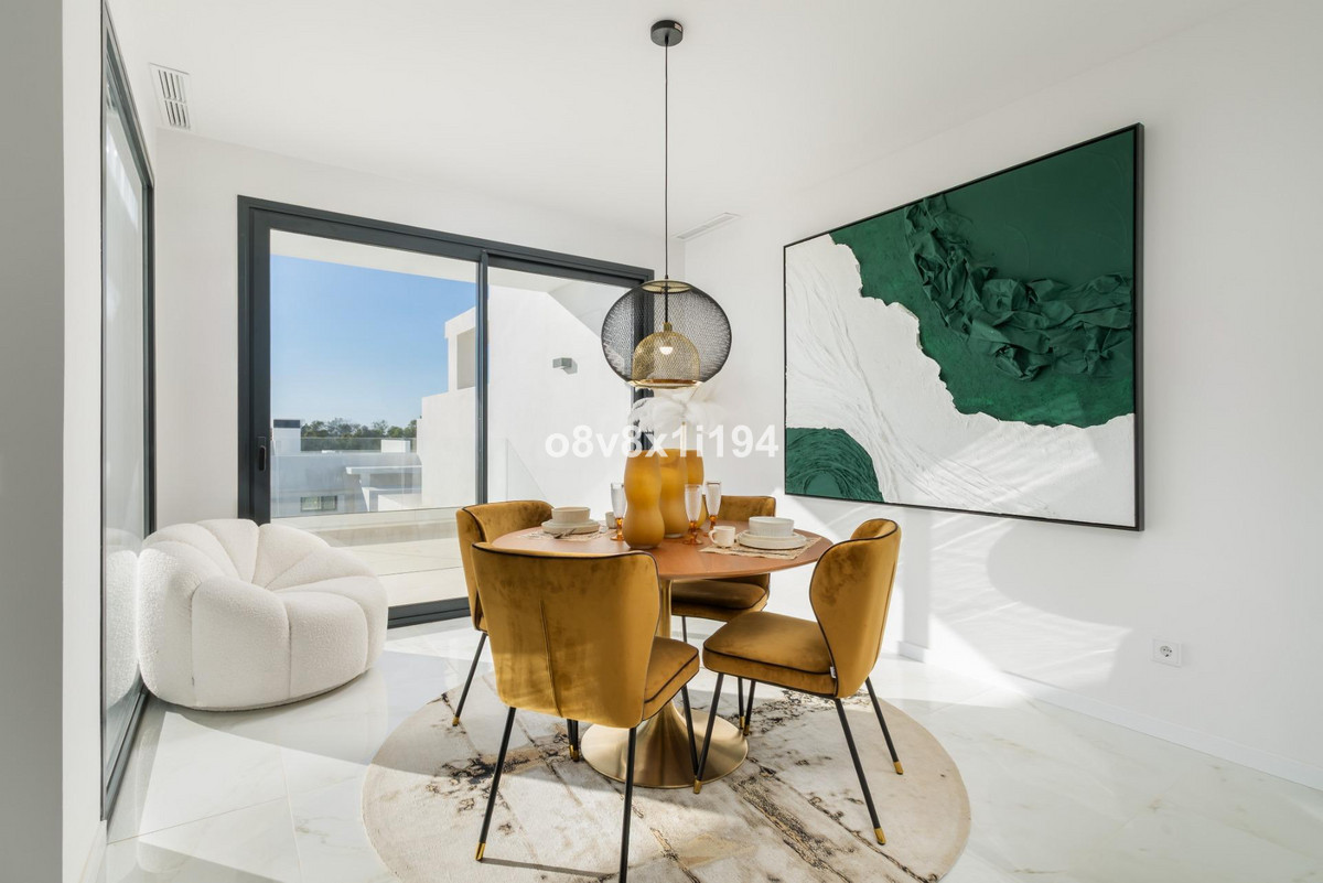2 Bed Apartment for sale in Estepona Costa Del Sol, Málaga, Spain