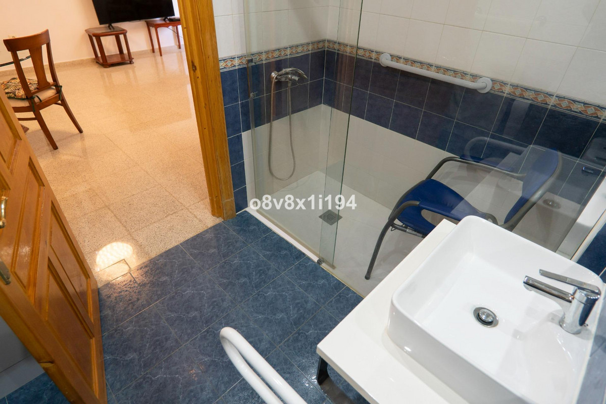 3 Bed Apartment for sale in Torremolinos Costa Del Sol, Málaga, Spain