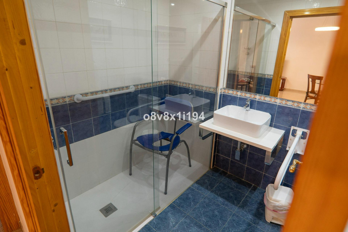 3 Bed Apartment for sale in Torremolinos Costa Del Sol, Málaga, Spain
