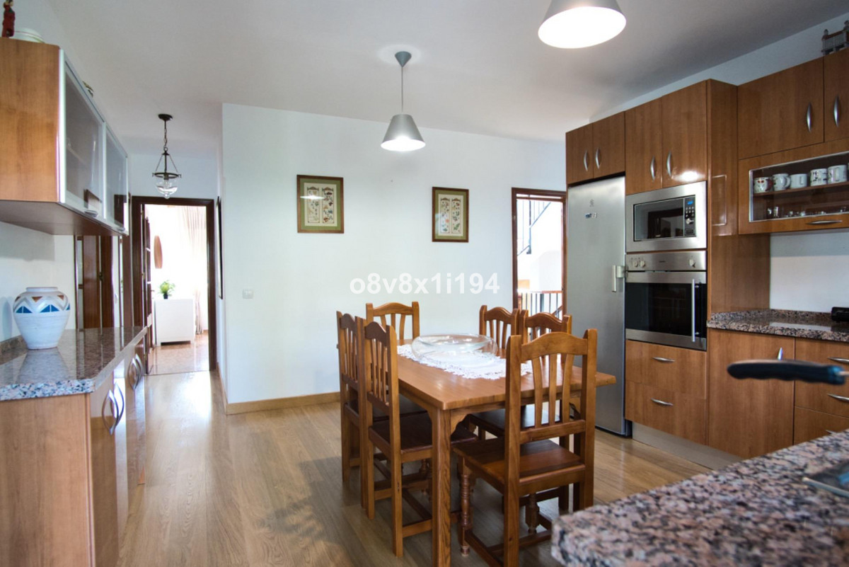 5 Bed Townhouse for sale in Rincón De La Victoria Costa Del Sol East, Málaga, Spain