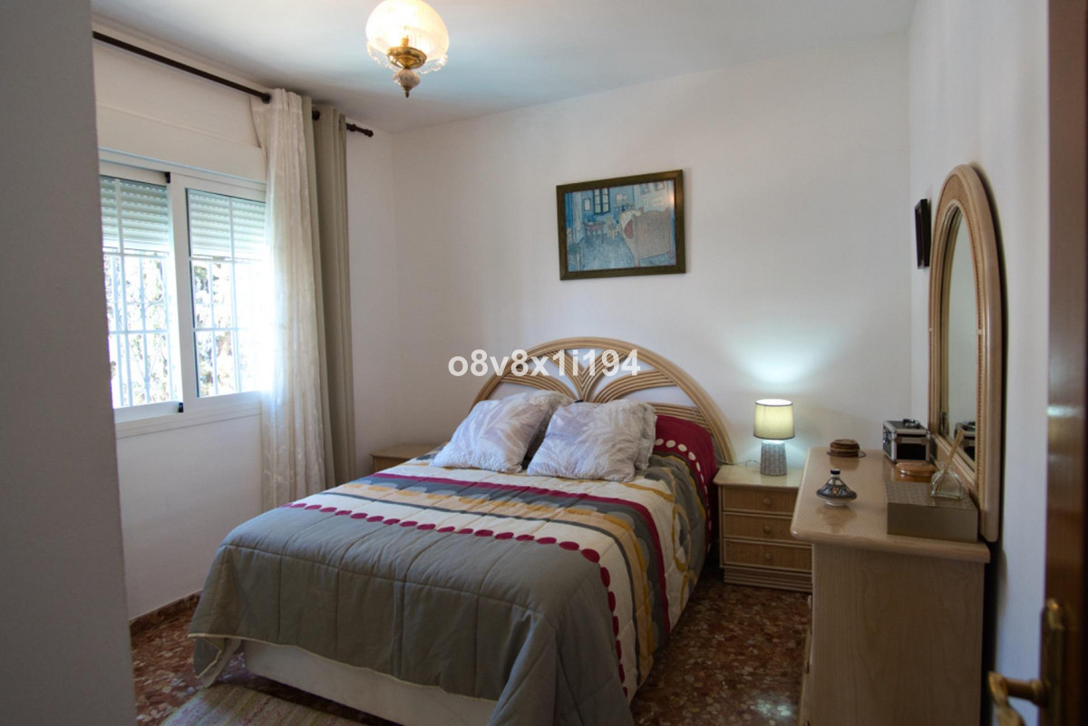 5 Bed Townhouse for sale in Rincón De La Victoria Costa Del Sol East, Málaga, Spain