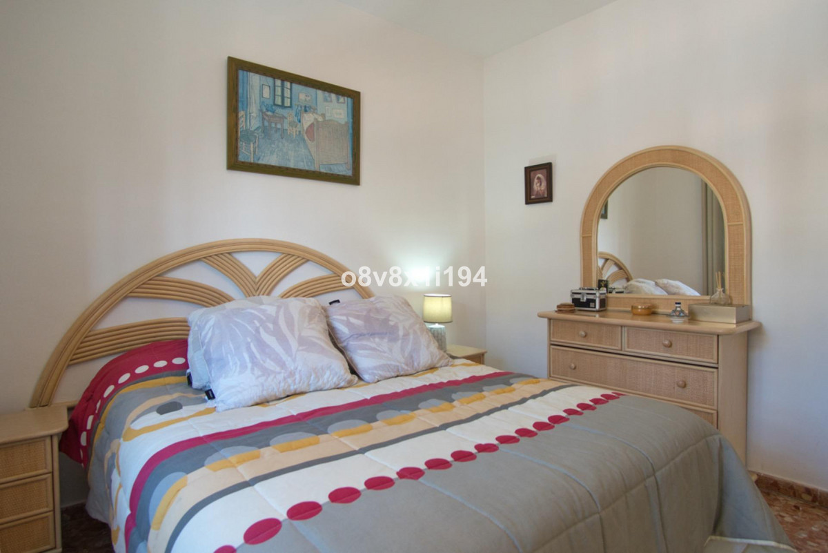5 Bed Townhouse for sale in Rincón De La Victoria Costa Del Sol East, Málaga, Spain