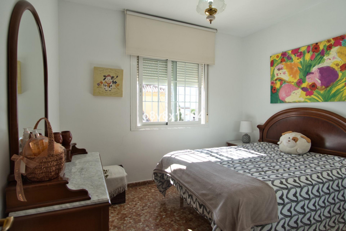 5 Bed Townhouse for sale in Rincón De La Victoria Costa Del Sol East, Málaga, Spain