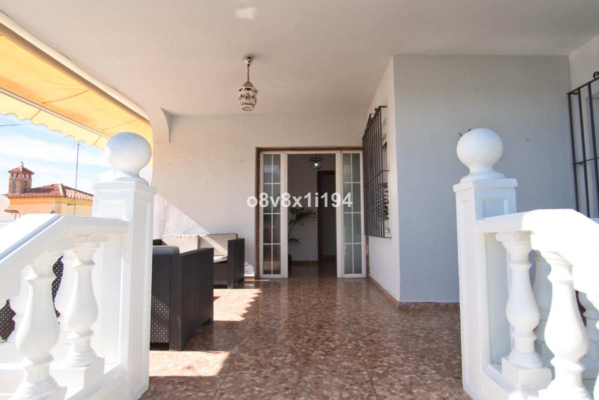 5 Bed Townhouse for sale in Rincón De La Victoria Costa Del Sol East, Málaga, Spain