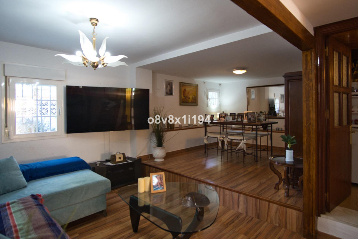 5 Bed Townhouse for sale in Rincón De La Victoria Costa Del Sol East, Málaga, Spain