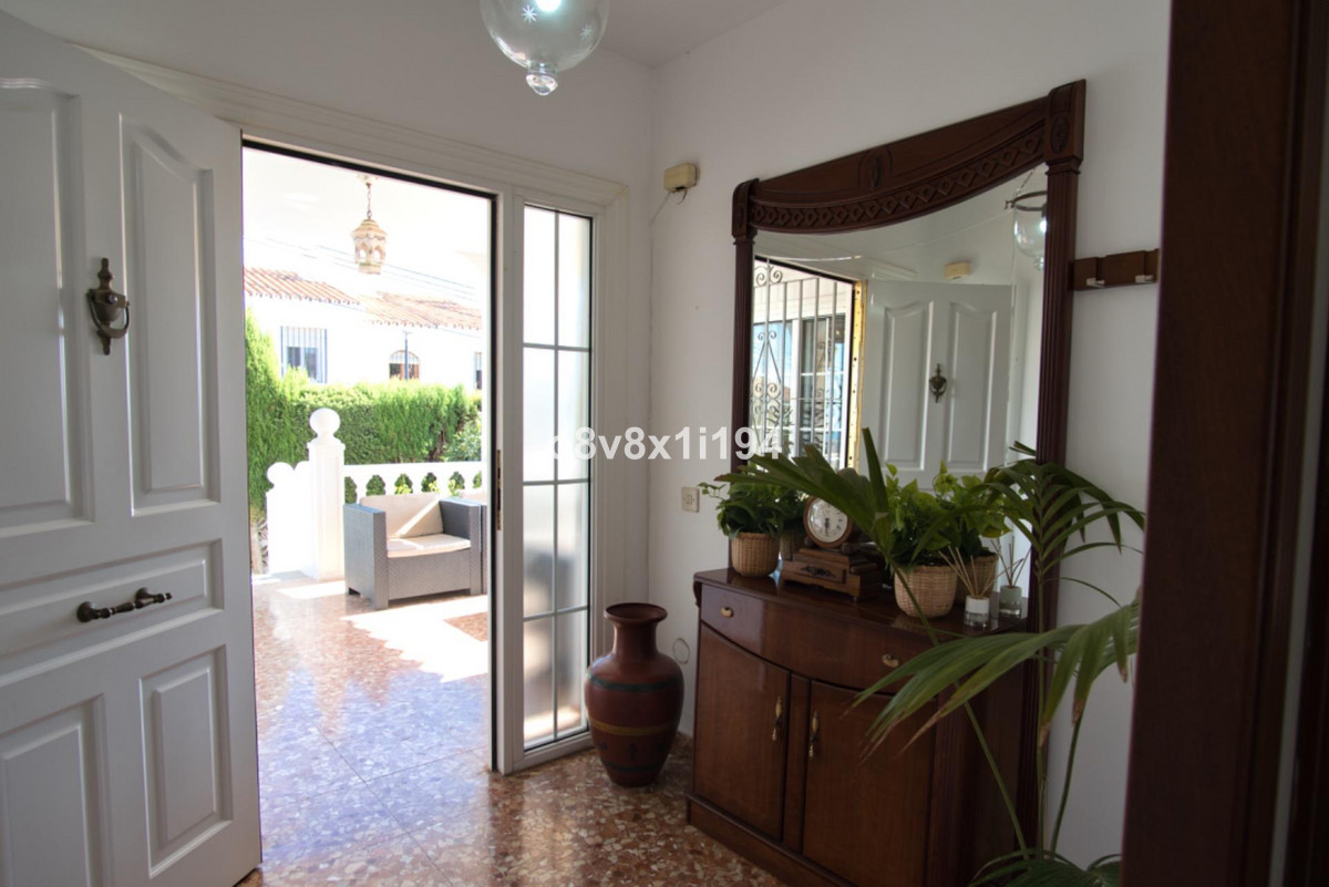 5 Bed Townhouse for sale in Rincón De La Victoria Costa Del Sol East, Málaga, Spain