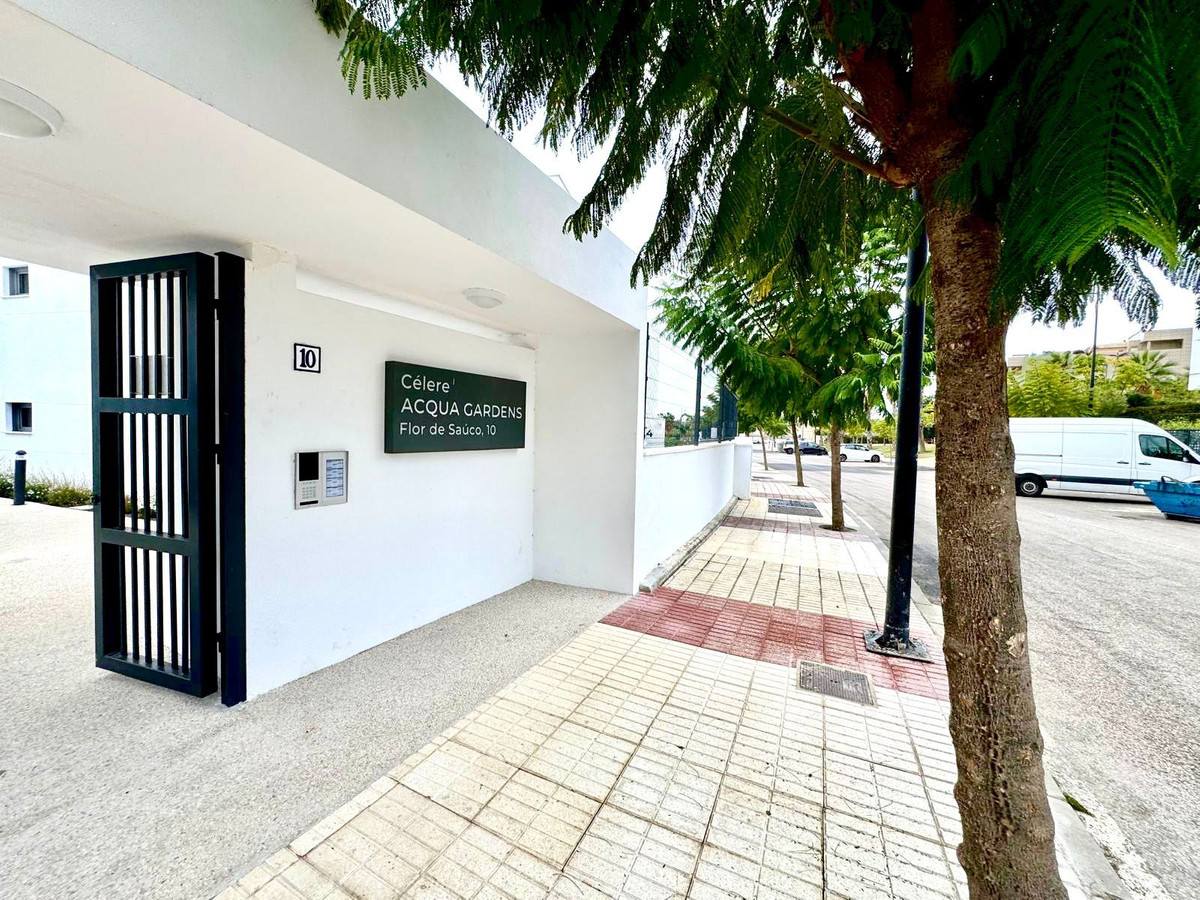 2 Bed Apartment for sale in Bel Air Costa Del Sol, Málaga, Spain