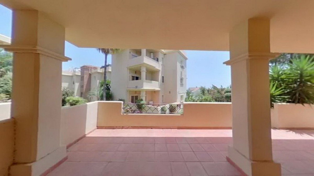 2 Bed Apartment for sale in Benahavís Costa Del Sol, Málaga, Spain