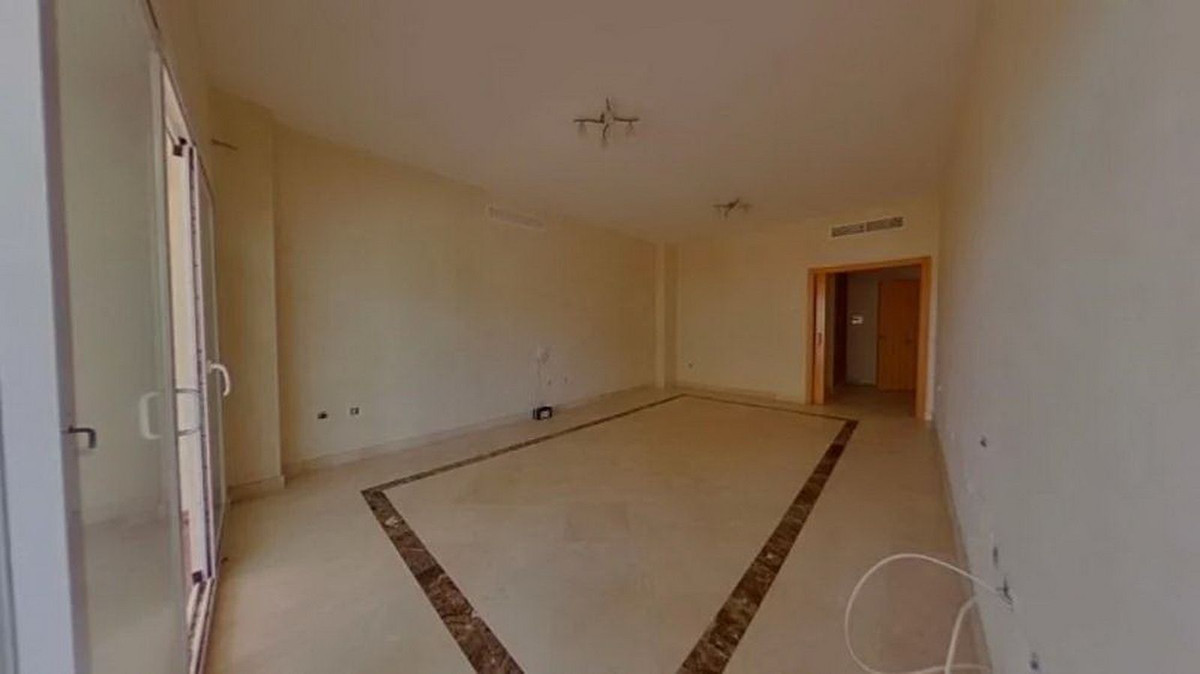 2 Bed Apartment for sale in Benahavís Costa Del Sol, Málaga, Spain