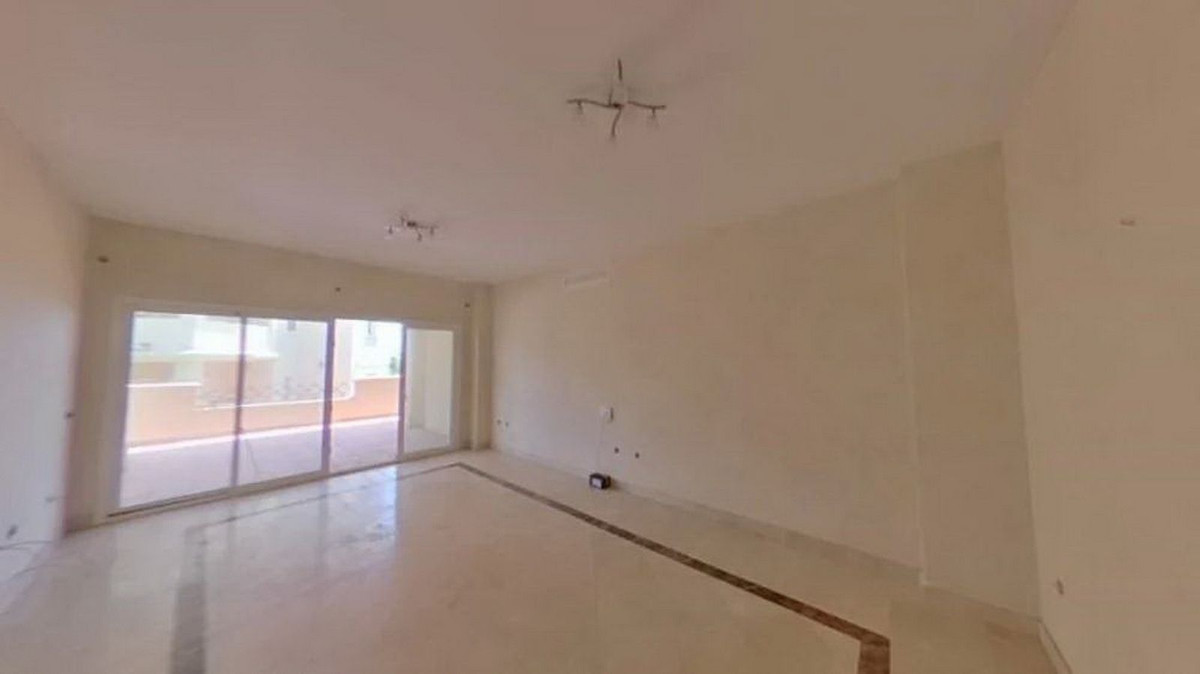 2 Bed Apartment for sale in Benahavís Costa Del Sol, Málaga, Spain