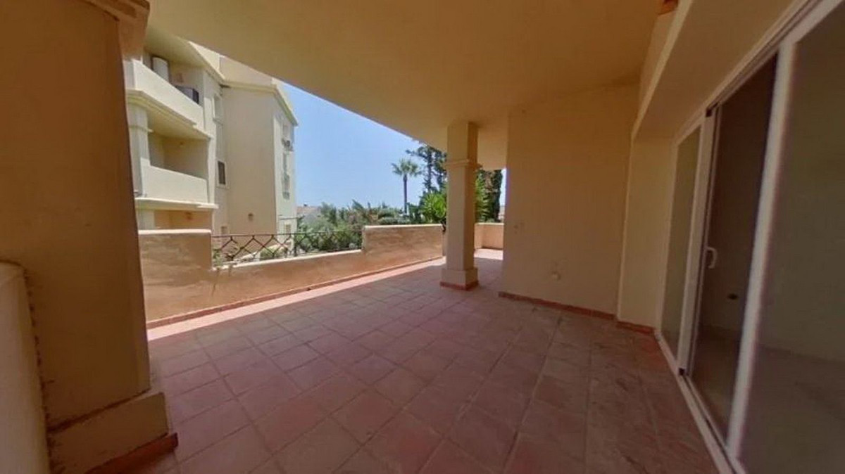 2 Bed Apartment for sale in Benahavís Costa Del Sol, Málaga, Spain
