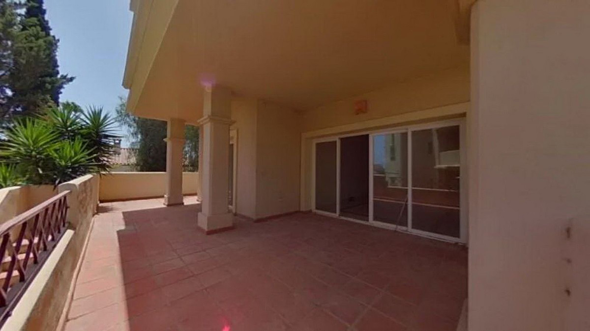 2 Bed Apartment for sale in Benahavís Costa Del Sol, Málaga, Spain
