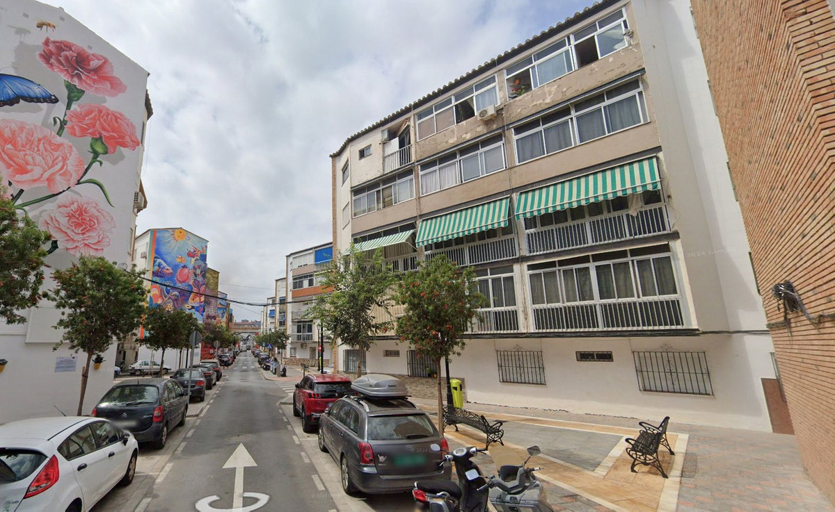 Se vende Apartamento Planta Media de 3 dormitorios en Costa Del Sol, Málaga, España