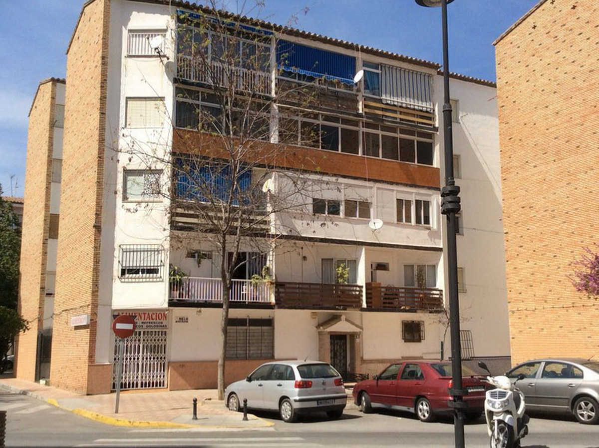Se vende Apartamento Planta Media de 3 dormitorios en Costa Del Sol, Málaga, España