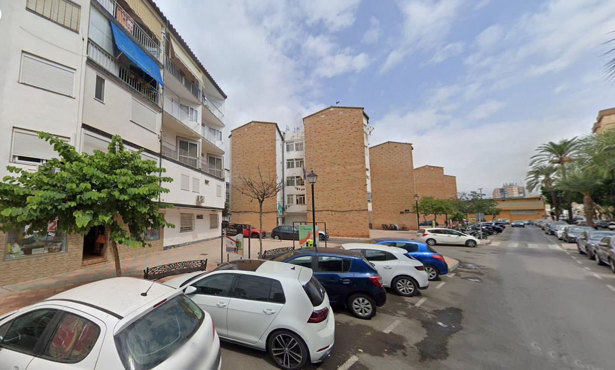 Se vende Apartamento Planta Media de 3 dormitorios en Costa Del Sol, Málaga, España