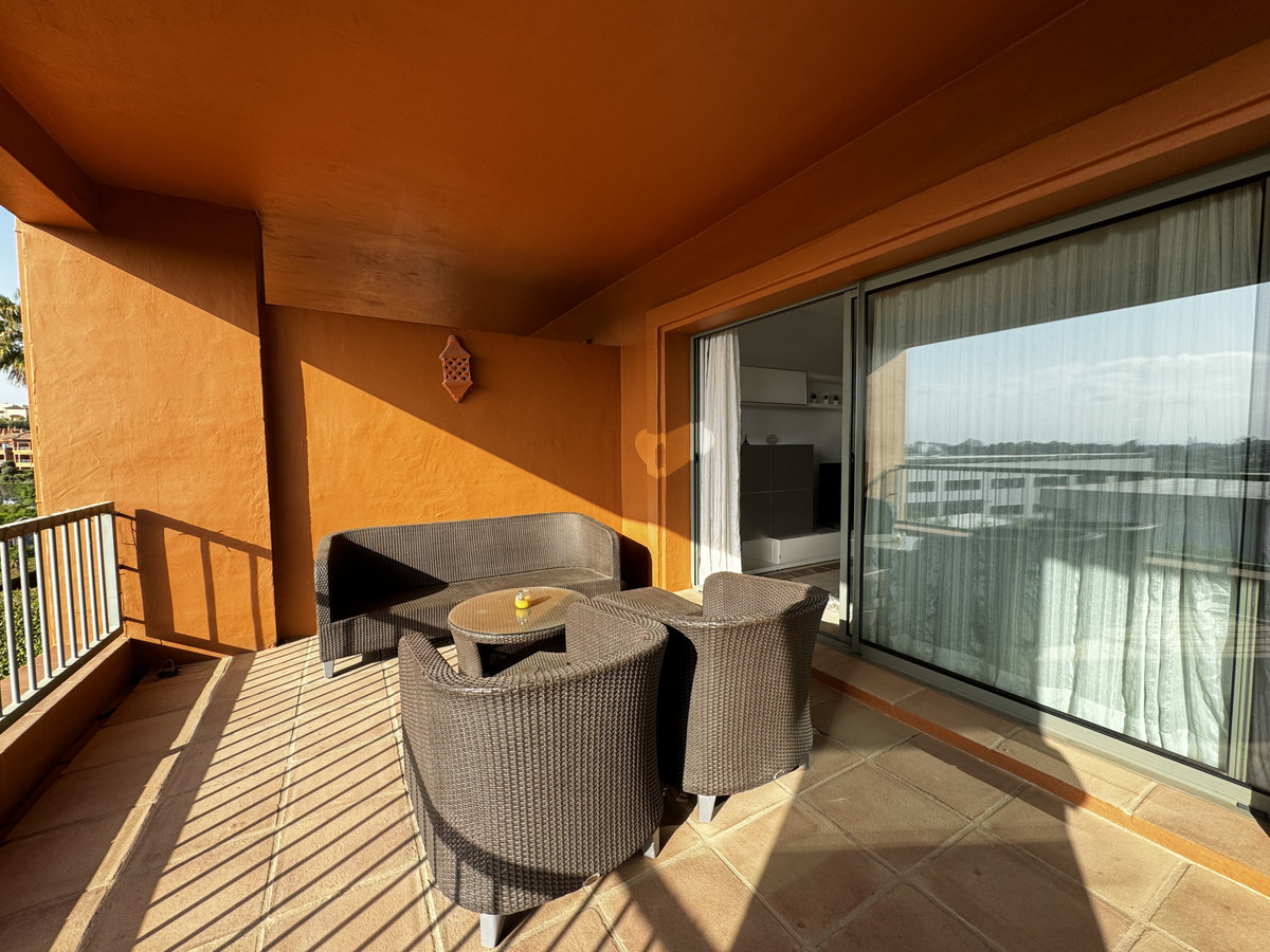 Se vende Apartamento Planta Media de 2 dormitorios en Costa Del Sol, Málaga, España