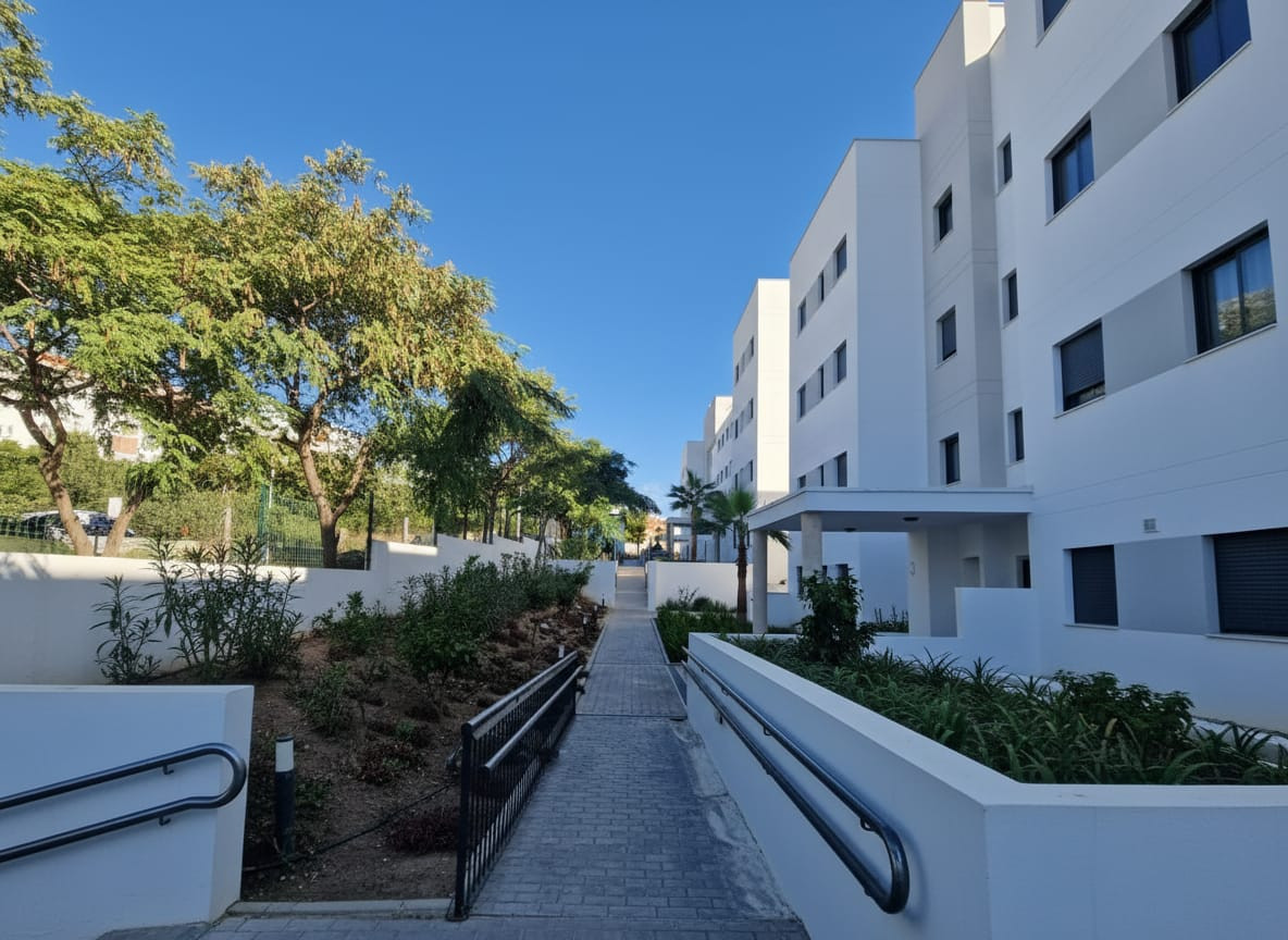 Se vende Apartamento Planta Baja de 2 dormitorios en Costa Del Sol, Málaga, España
