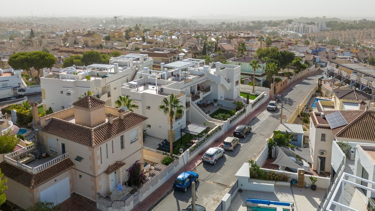 Se vende Ático de 2 dormitorios en Costa Blanca, Alicante, España