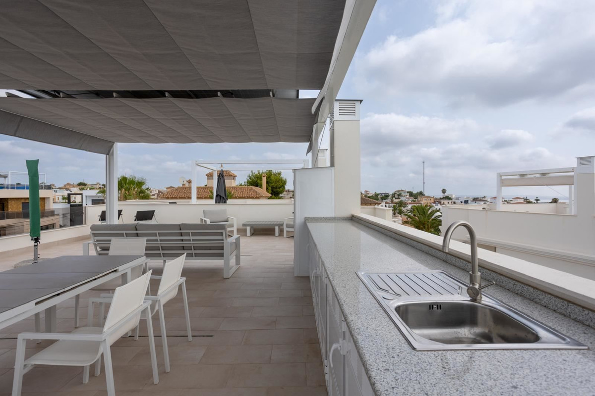 Se vende Ático de 2 dormitorios en Costa Blanca, Alicante, España