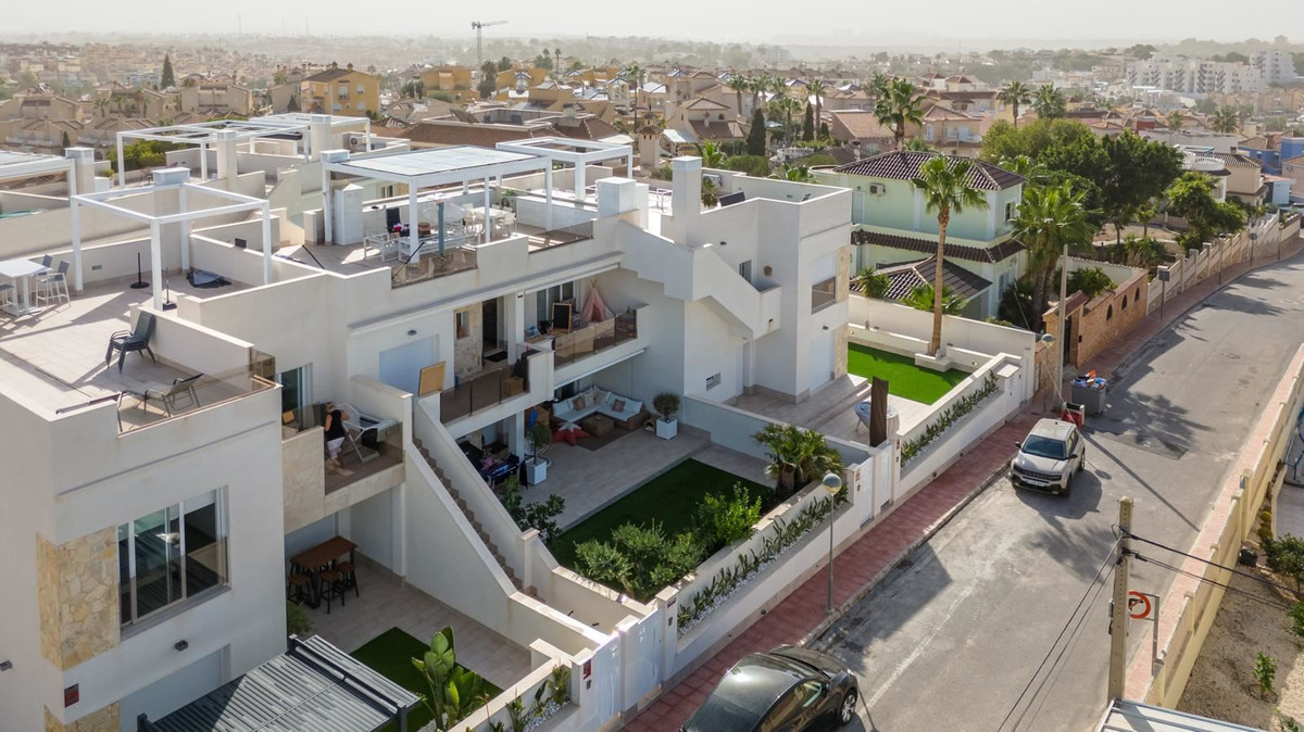 Se vende Ático de 2 dormitorios en Costa Blanca, Alicante, España