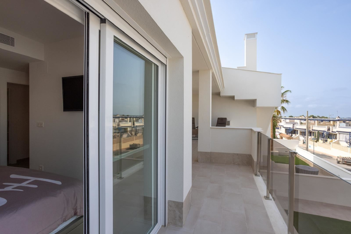 Se vende Ático de 2 dormitorios en Costa Blanca, Alicante, España