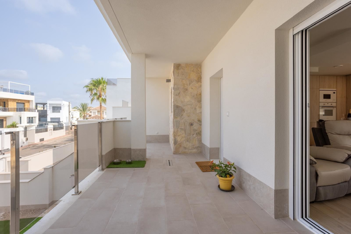 Se vende Ático de 2 dormitorios en Costa Blanca, Alicante, España