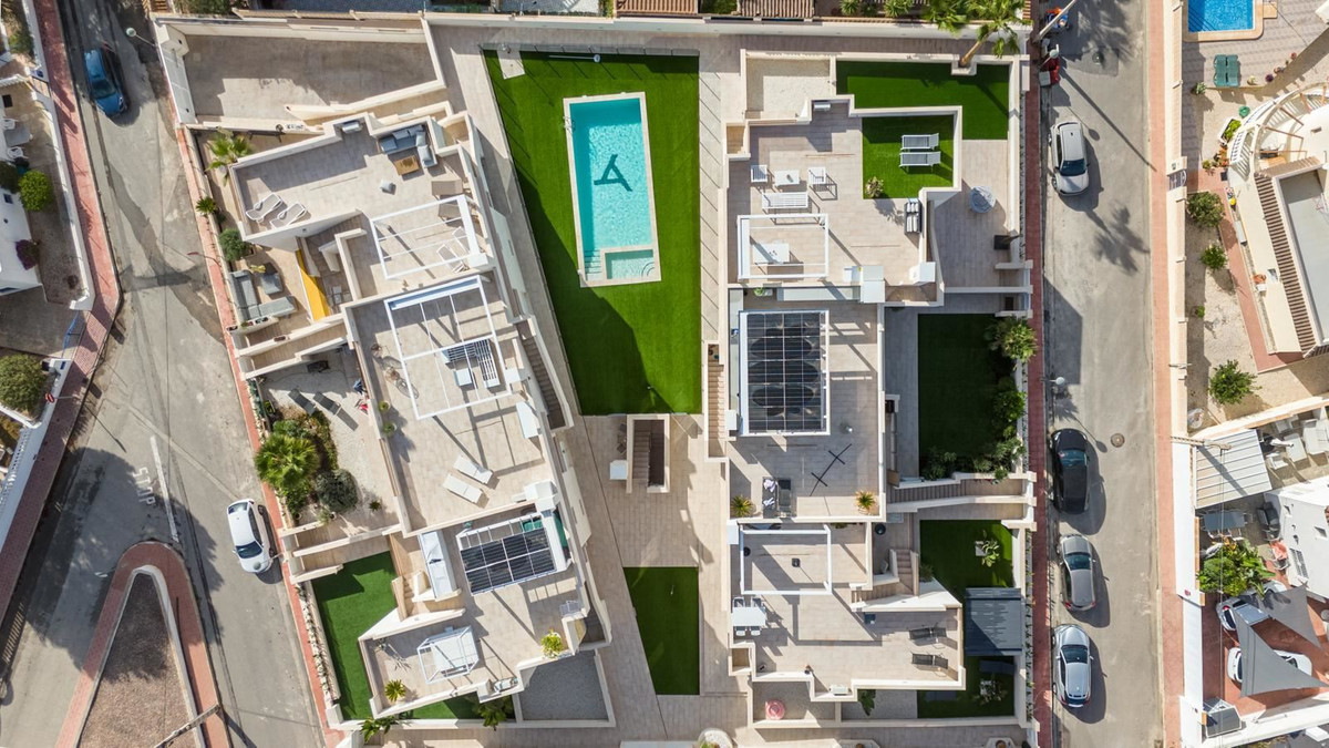 Se vende Ático de 2 dormitorios en Costa Blanca, Alicante, España