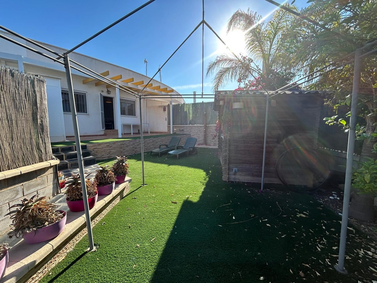 2 Bed Townhouse for sale in Mil Palmeras Costa Blanca, Alicante, Spain