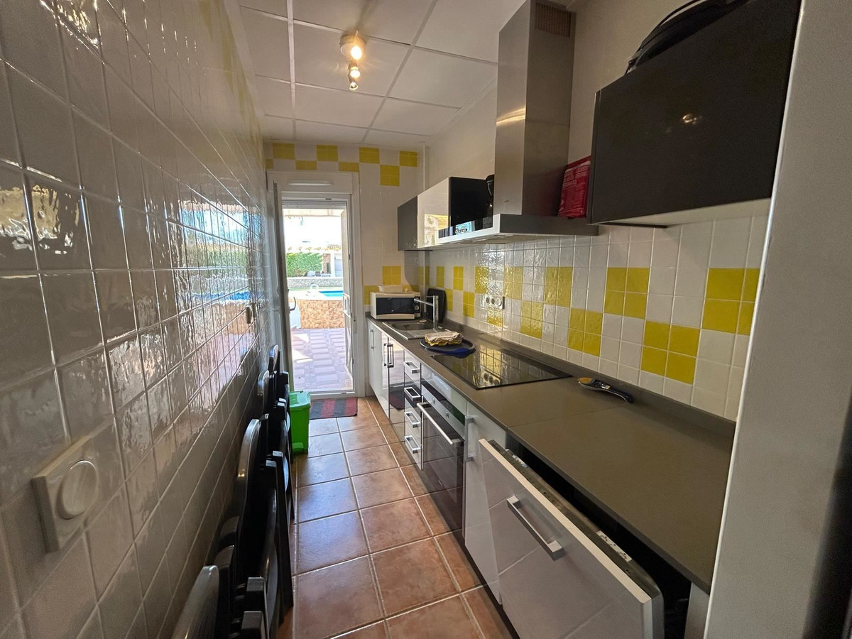 2 Bed Townhouse for sale in Mil Palmeras Costa Blanca, Alicante, Spain
