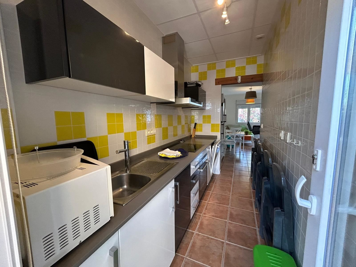 2 Bed Townhouse for sale in Mil Palmeras Costa Blanca, Alicante, Spain