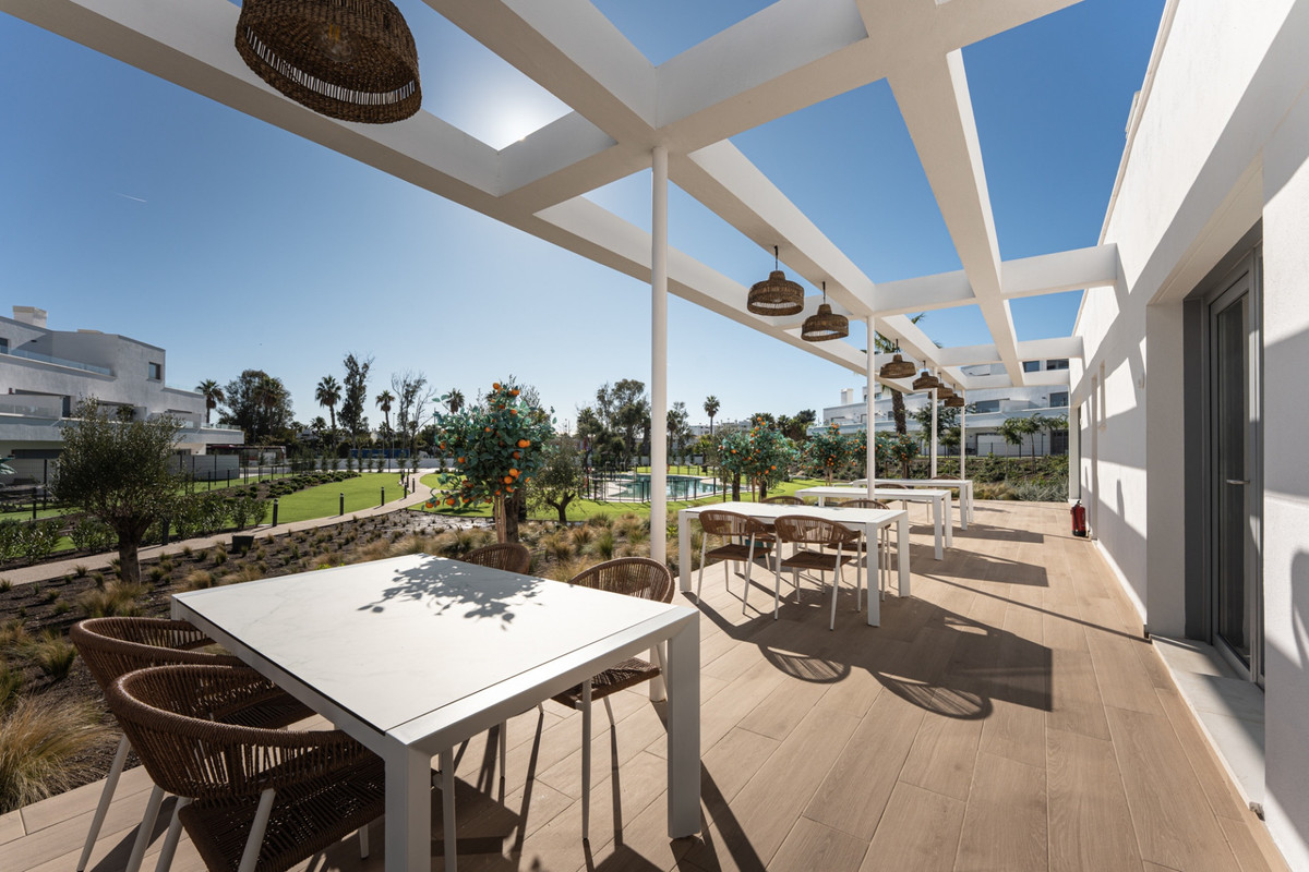 3 Bed Apartment for sale in Estepona Costa Del Sol, Málaga, Spain