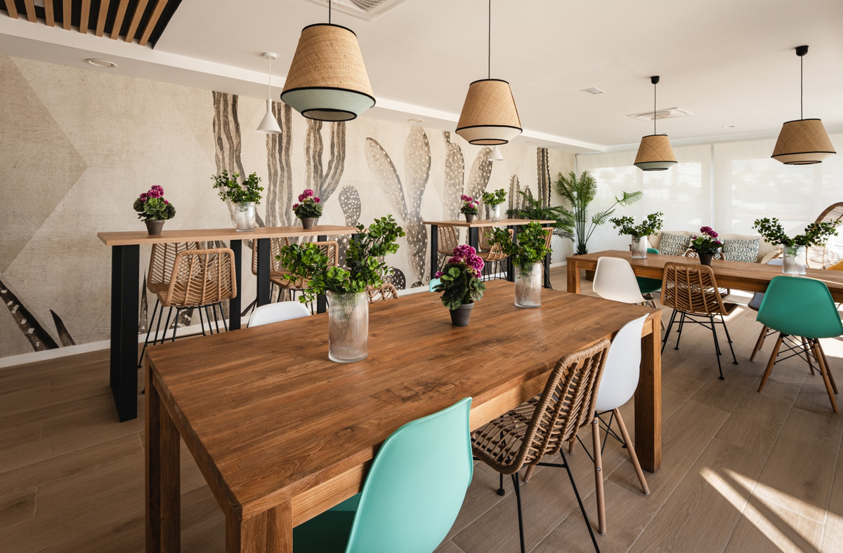 3 Bed Apartment for sale in Estepona Costa Del Sol, Málaga, Spain