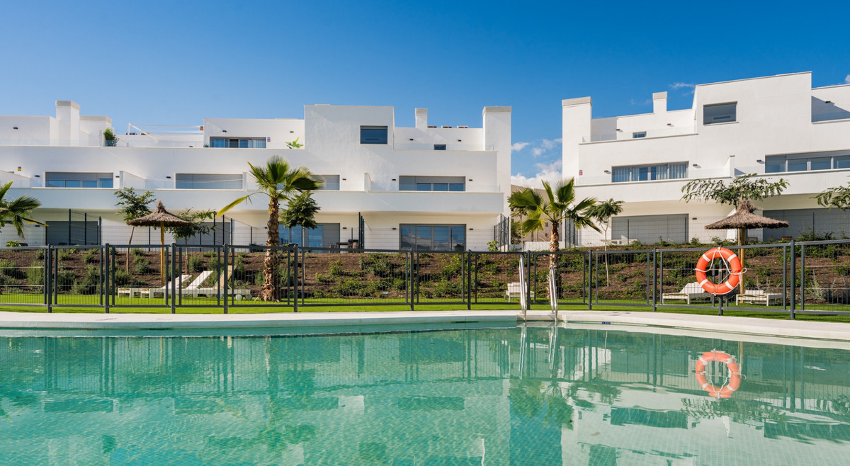 3 Bed Apartment for sale in Estepona Costa Del Sol, Málaga, Spain
